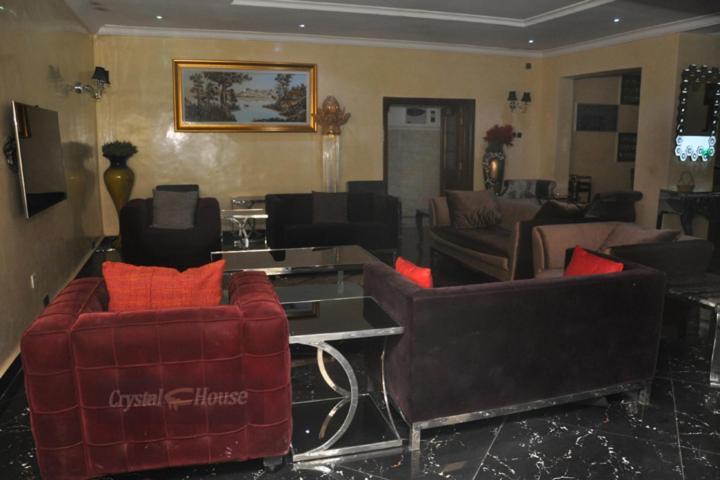 Crystal House International Hotel Илорин Екстериор снимка
